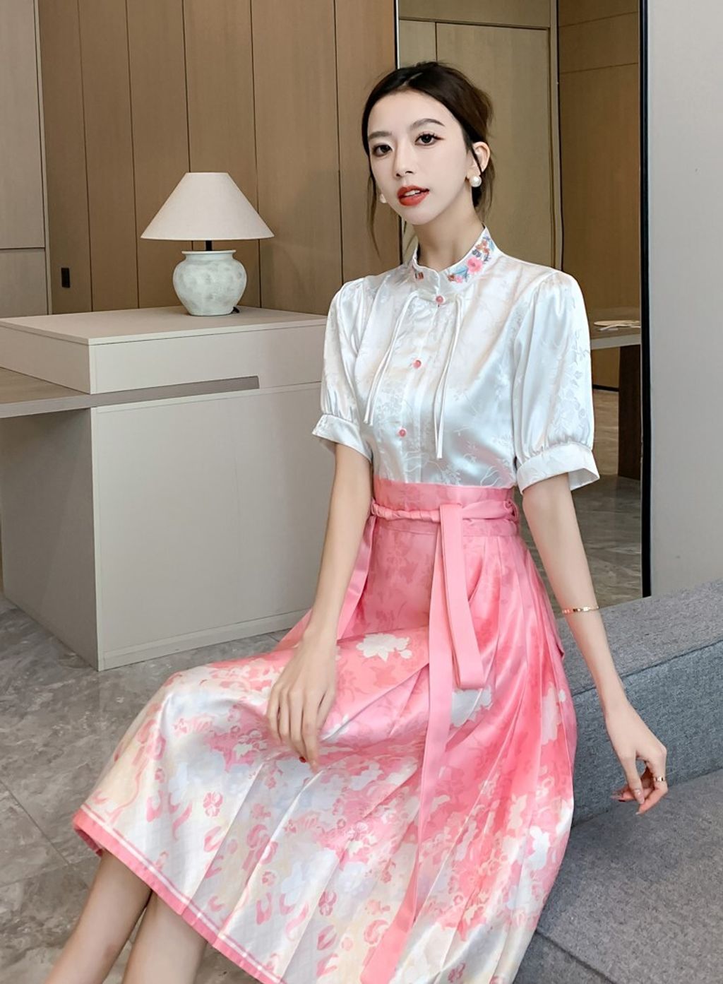 O1CN01KJUG5l2AibKyBnvz7_!!1990728237