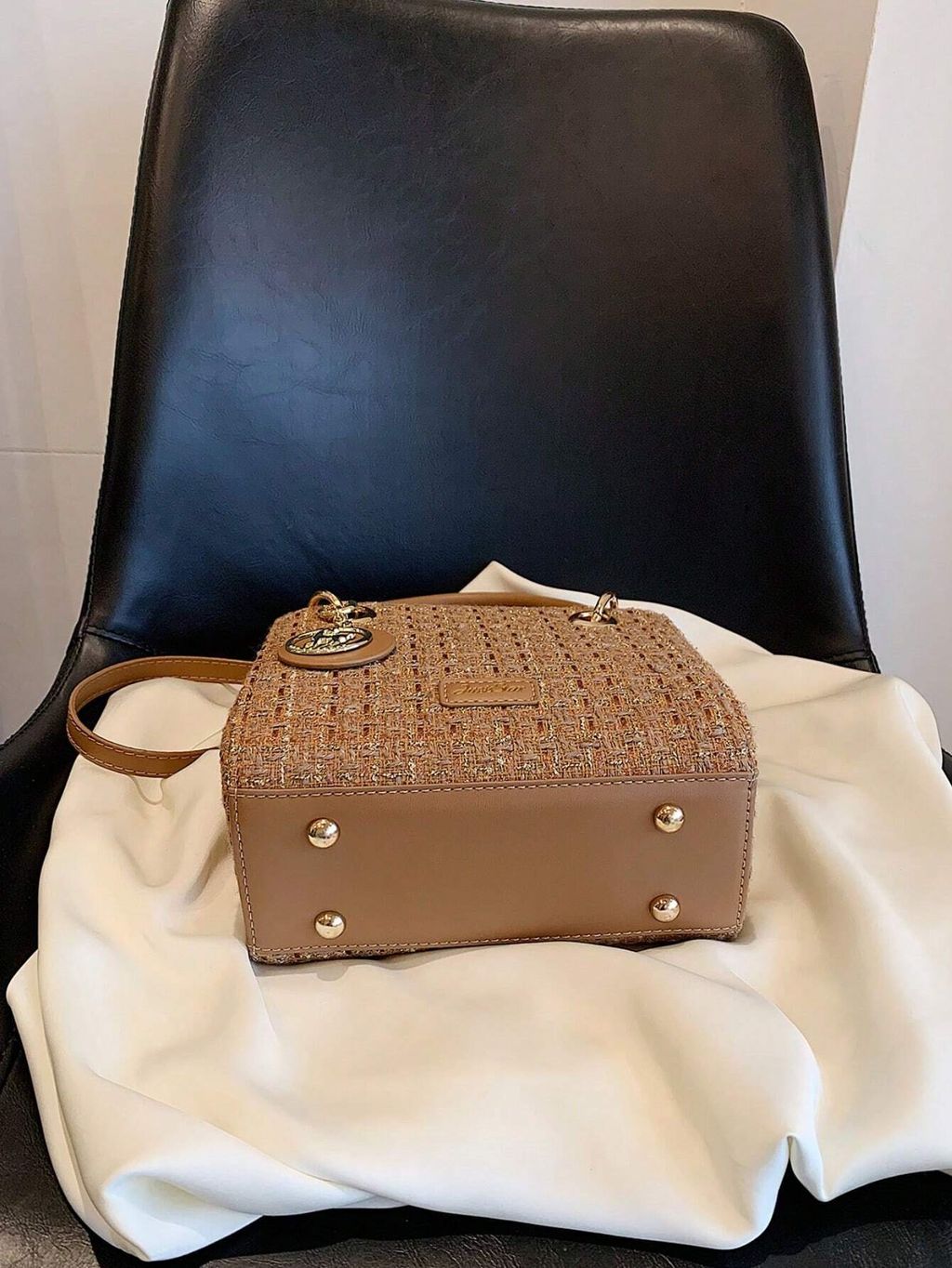 17272291862060f6ffe8a047c1ae38339b2048fbe3