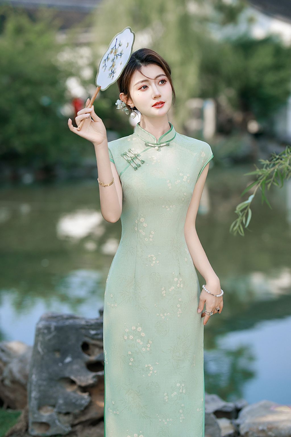 O1CN01DQHimk1ro7XThUm20_!!2372135677-0-cib