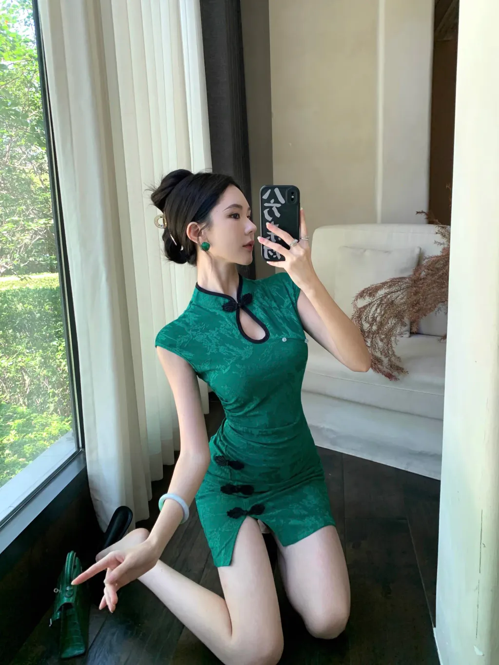 O1CN01zV8YEy270EFE9S3pb_!!400787734