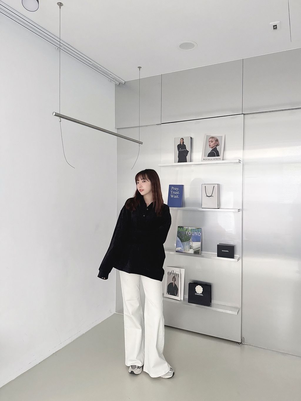 EDADCEE4-A7DB-49B4-9035-5732661046FE