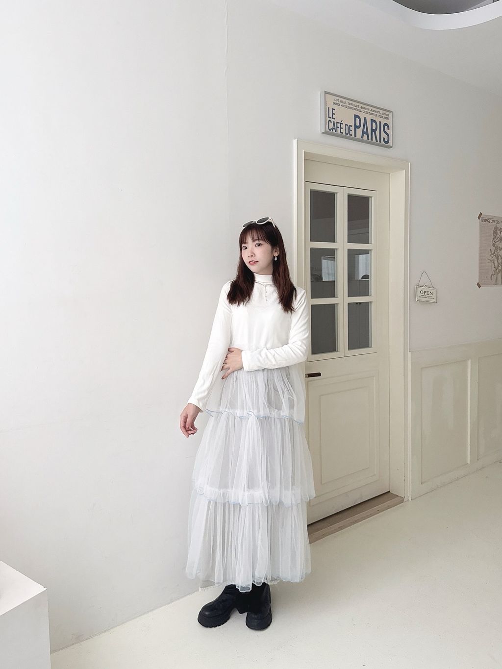 EDE199BB-BDB2-4F79-9070-9B8FEA312707