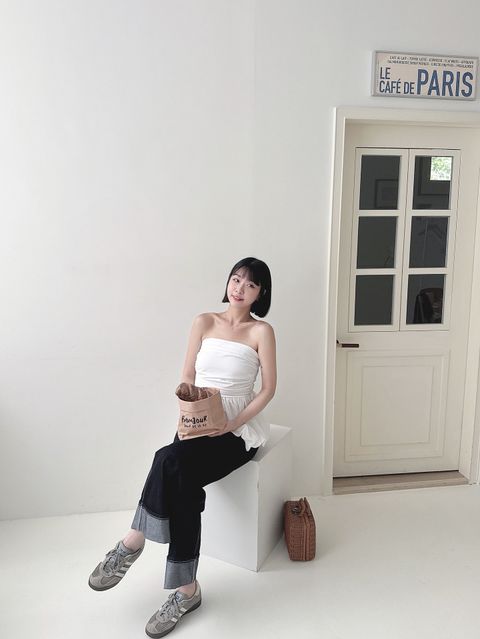 92AD2AC5-7D84-42A3-828E-2B5A38665F88