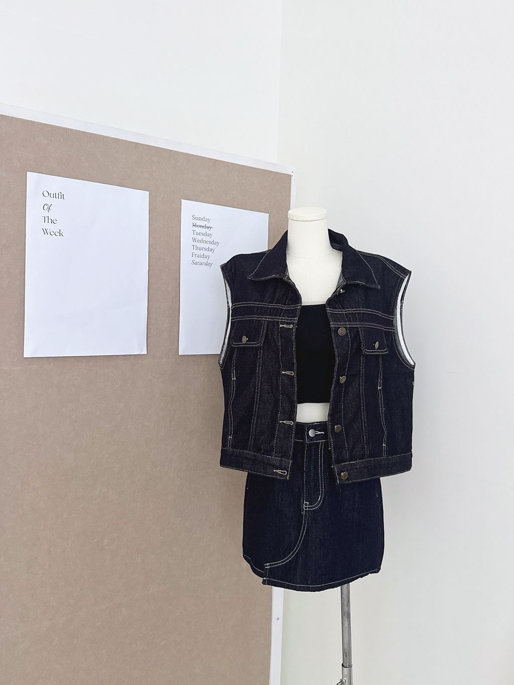 D5673688-B0A0-4C8F-BC2E-54F2D571D518