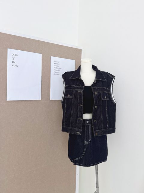 D5673688-B0A0-4C8F-BC2E-54F2D571D518