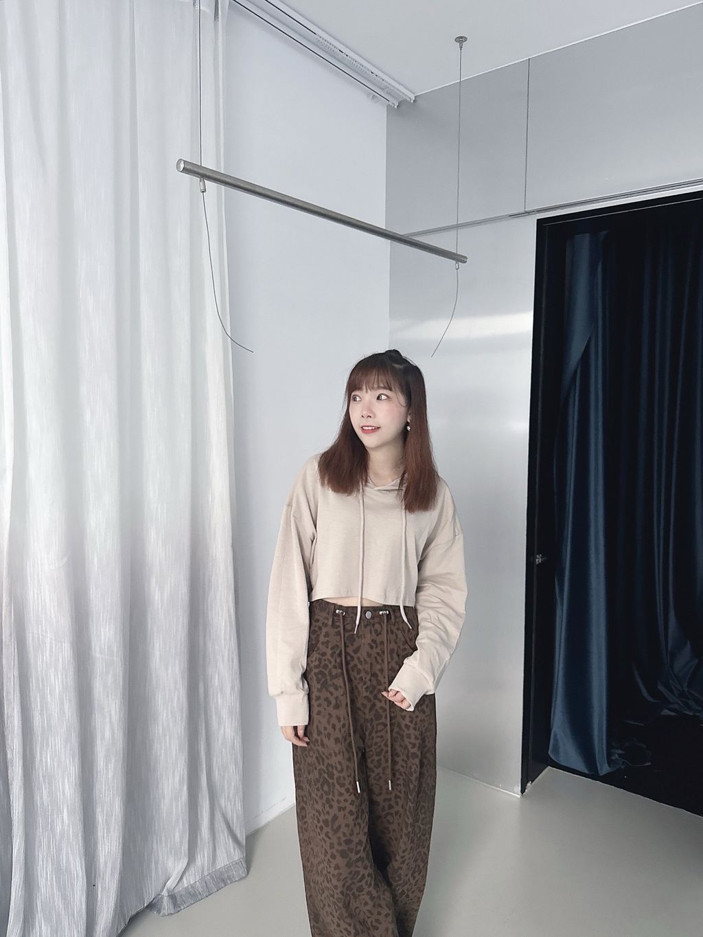 24A656E8-3824-43A4-BE28-81D294C1D074