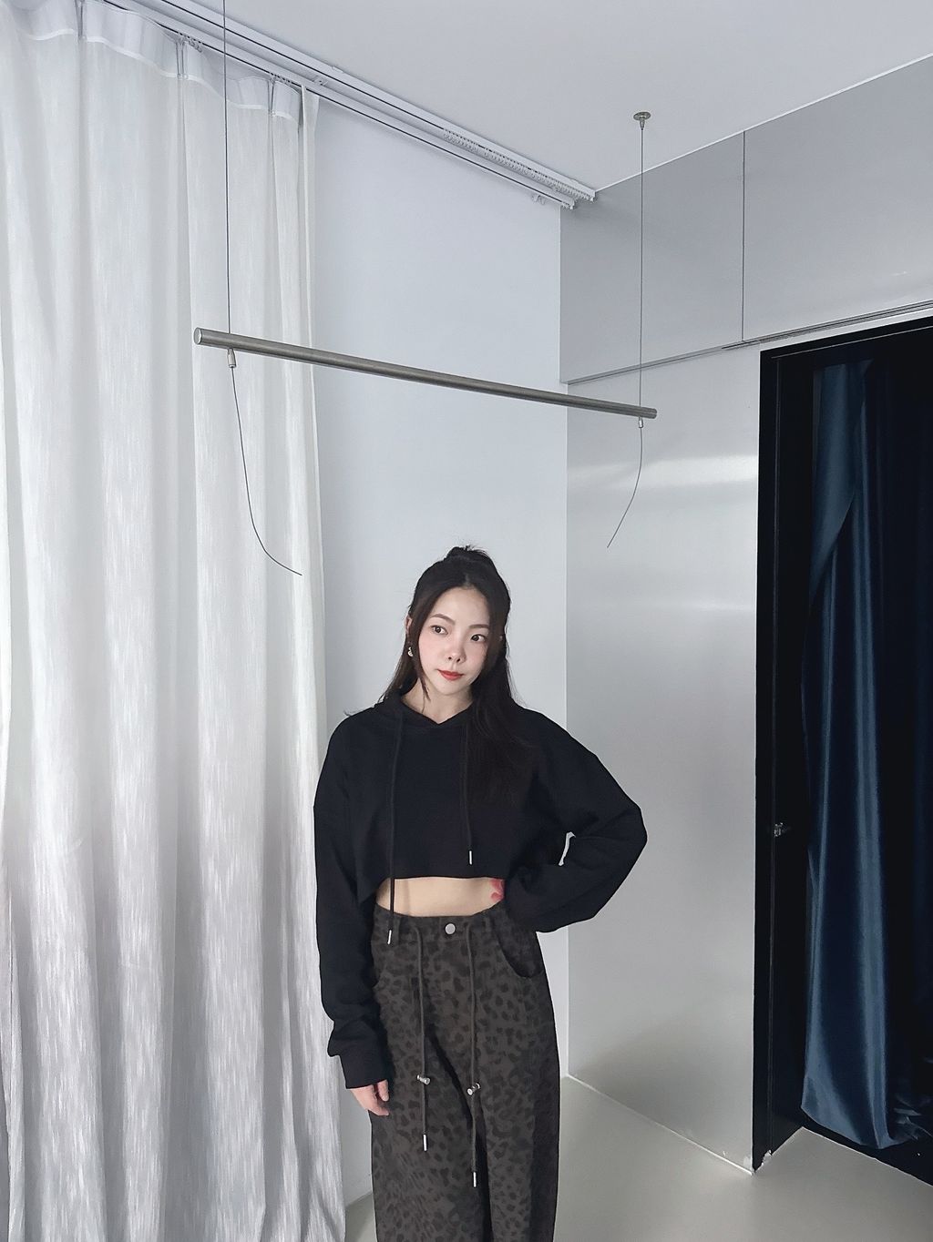 EF1CB93D-0D18-4011-B244-0C82389E2E65