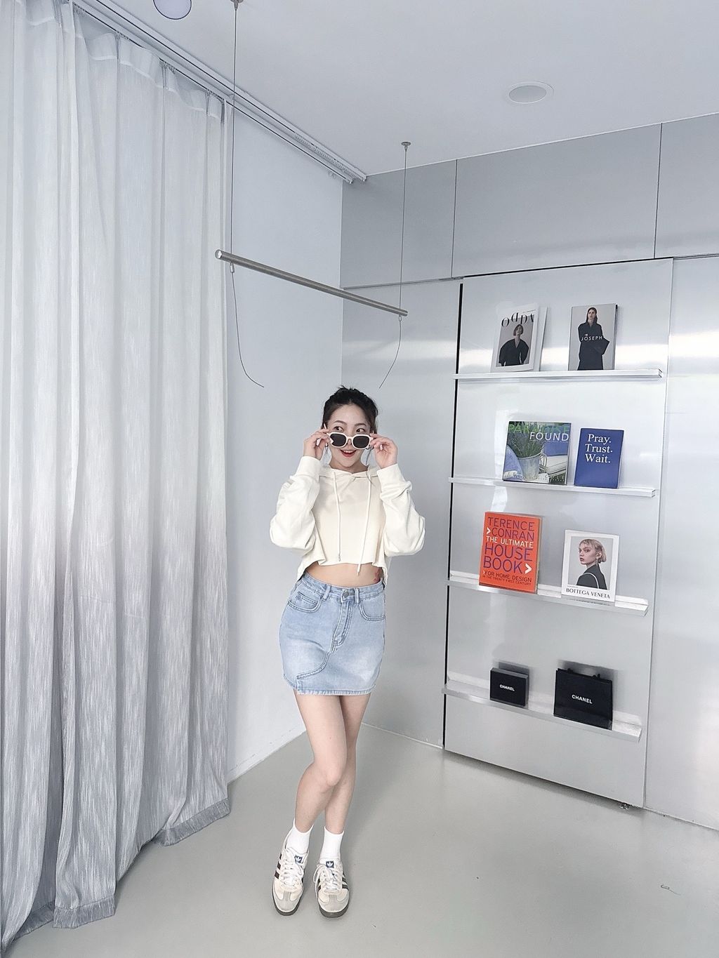 76276A63-D4BC-4B5D-8277-98FF37F094EA