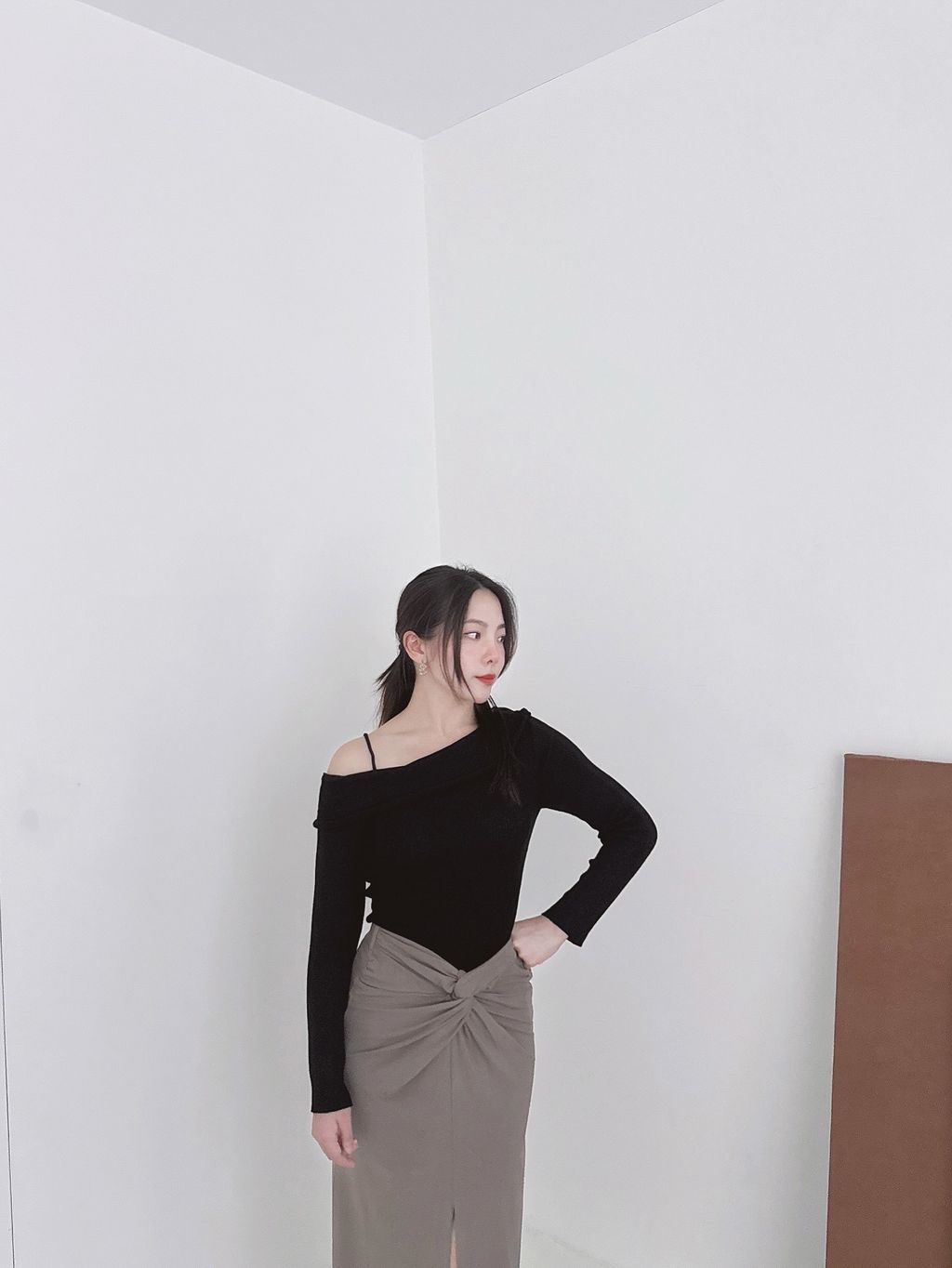 77403EE7-C1D3-418C-B960-2D77B7A7F4BD