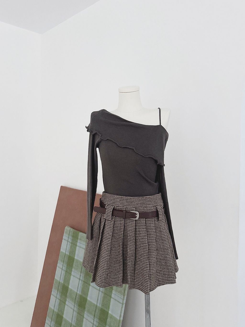 1C0EE4CA-D674-4E83-956D-3B6DB4099694