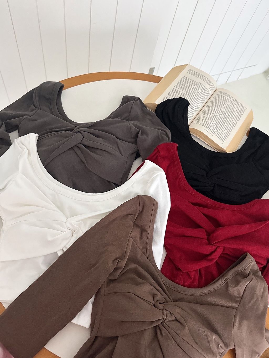 DAF75055-2BD7-4EC8-93FB-EFB05FC38542