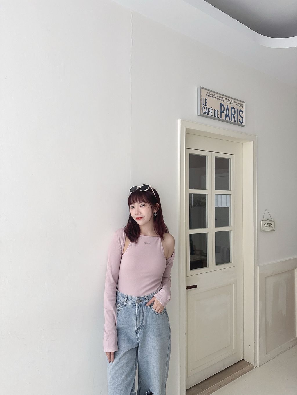 5EFF8E82-D5A0-4567-91BB-EA5A33F0B8DB