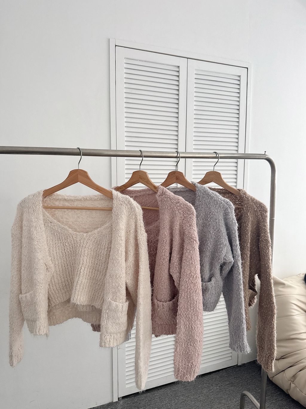 8357CEBF-4628-424D-88C0-8EBA7DDF57CF