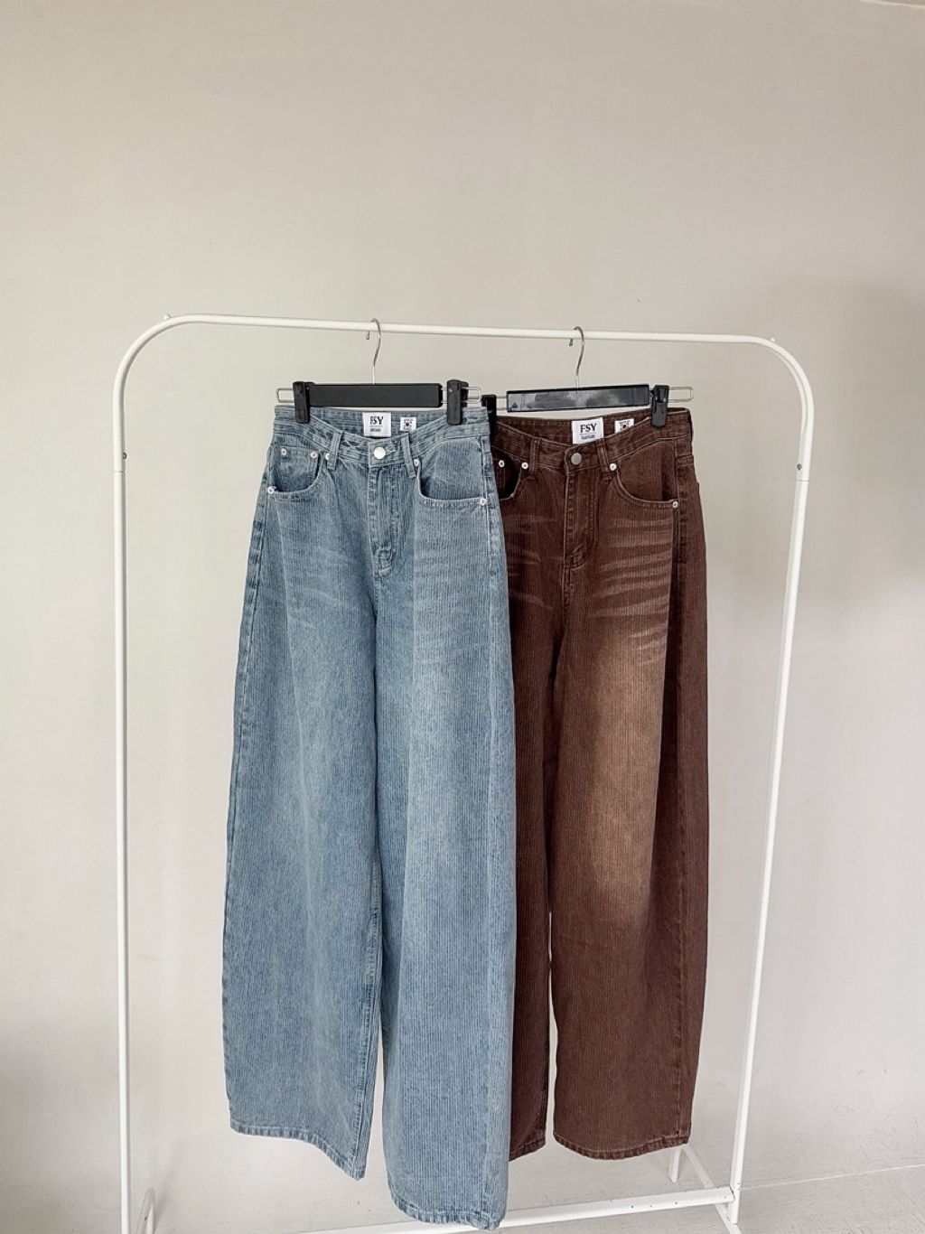 tw-11134207-81ztc-mj5kip4u4xdued