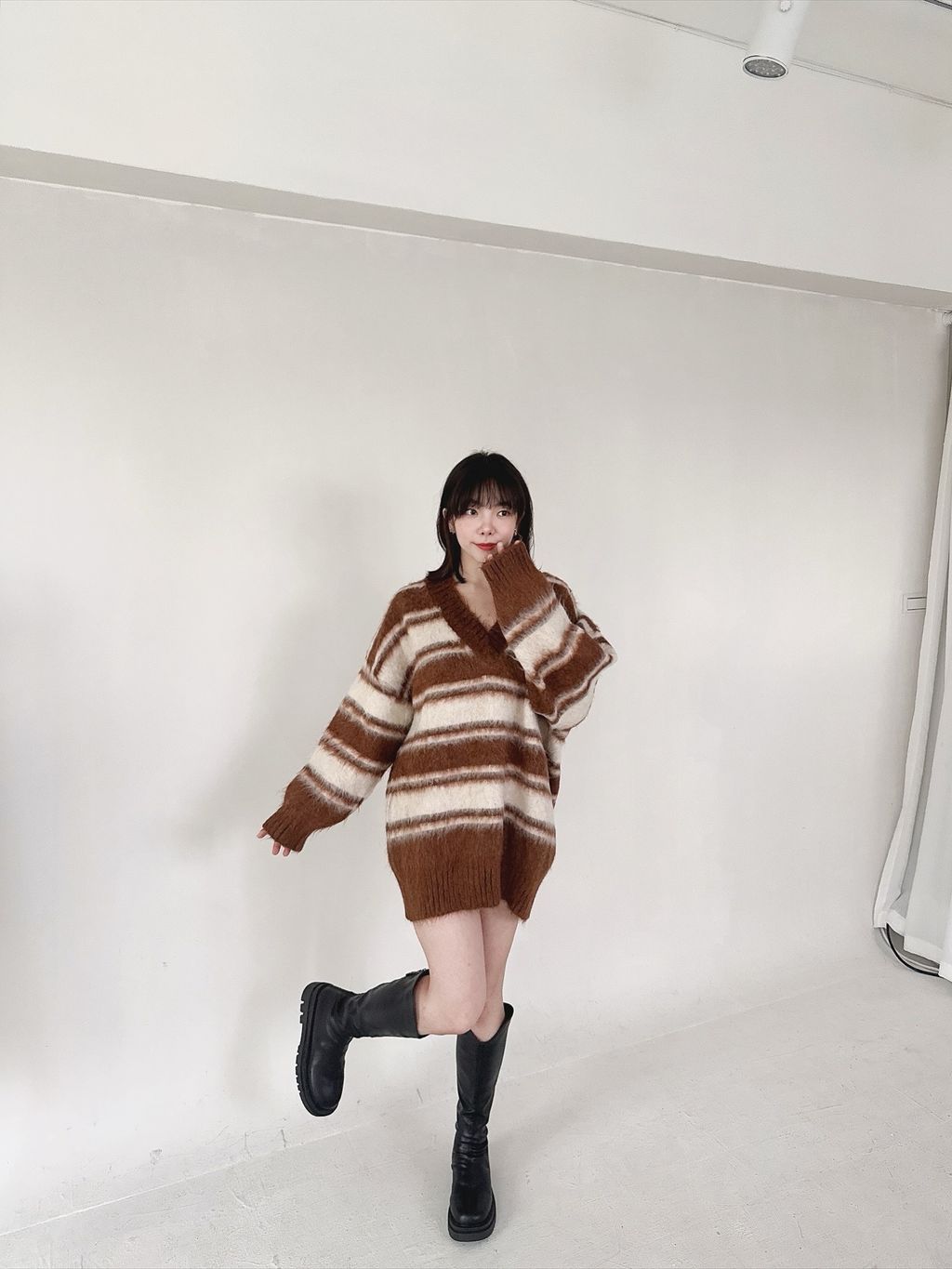 2F9120A7-A713-4011-A9F7-005BC17612A0 2