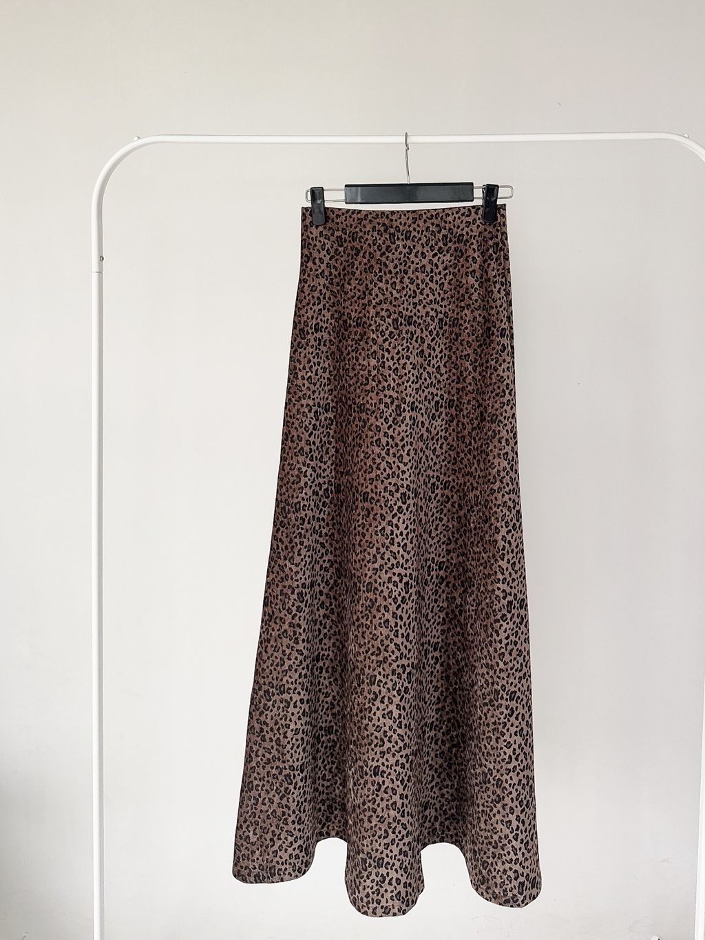 679E21EF-70E4-47F3-8823-DCD3D720DDED