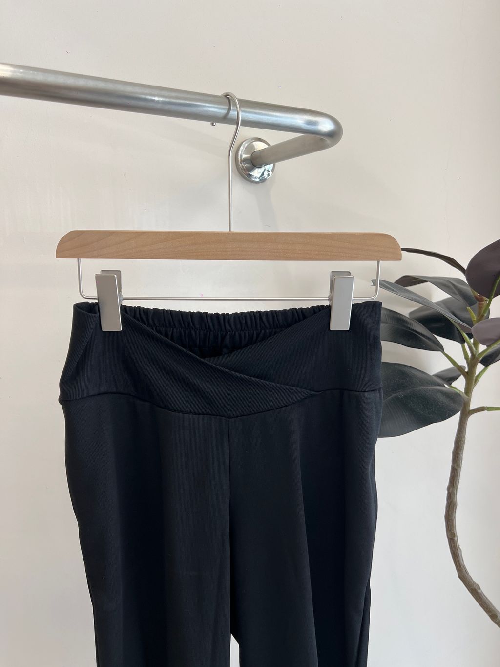 image_picker_24E9957B-BE43-49D3-A0A1-D9ED841C8294-837-00000023983DDB6C