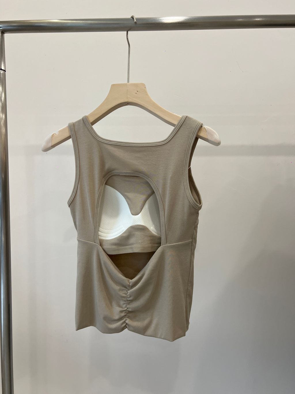 image_picker_A1CC84BC-6E92-4CF3-8ED2-32CC7F1E828E-61289-0000121F6B883A55