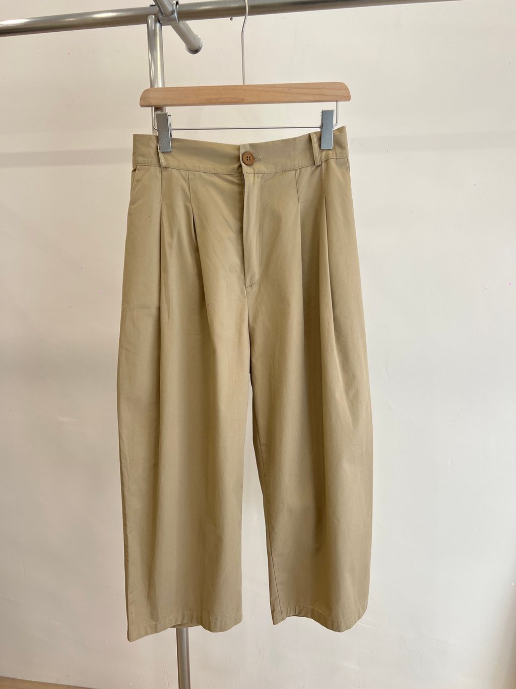 image_picker_9F1BB44C-92AA-4385-813E-84E04CA48249-25934-00000806E27C1153