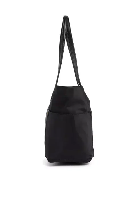 marc-jacobs-9089-8719274-2