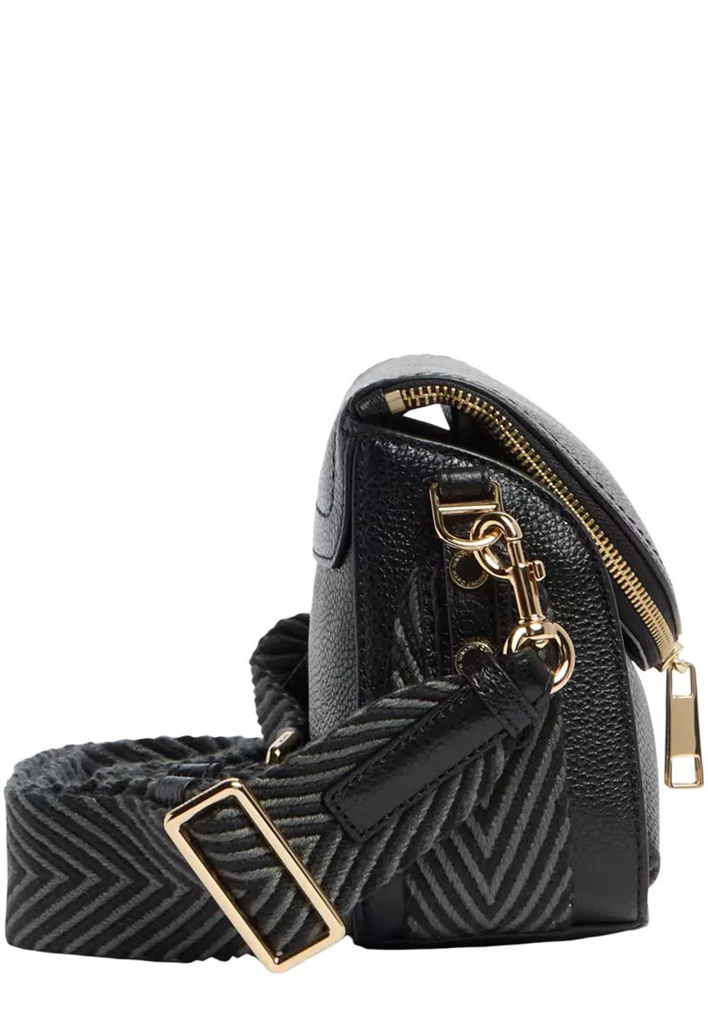 marc-jacobs-0207-5860474-4