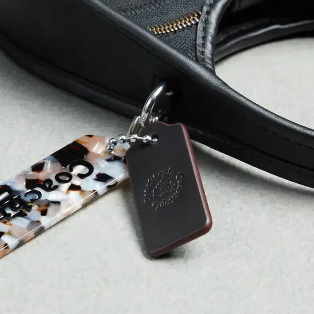27342793~black_5