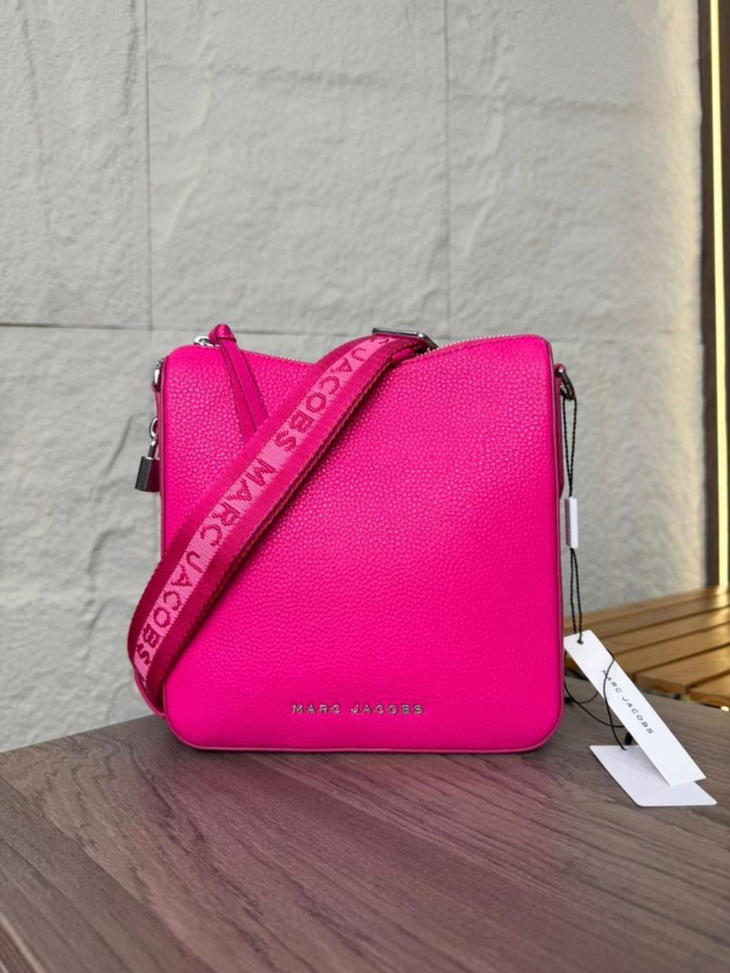 d1fdbfb3-0f64-4af2-8b78-5e7f1e8cda04