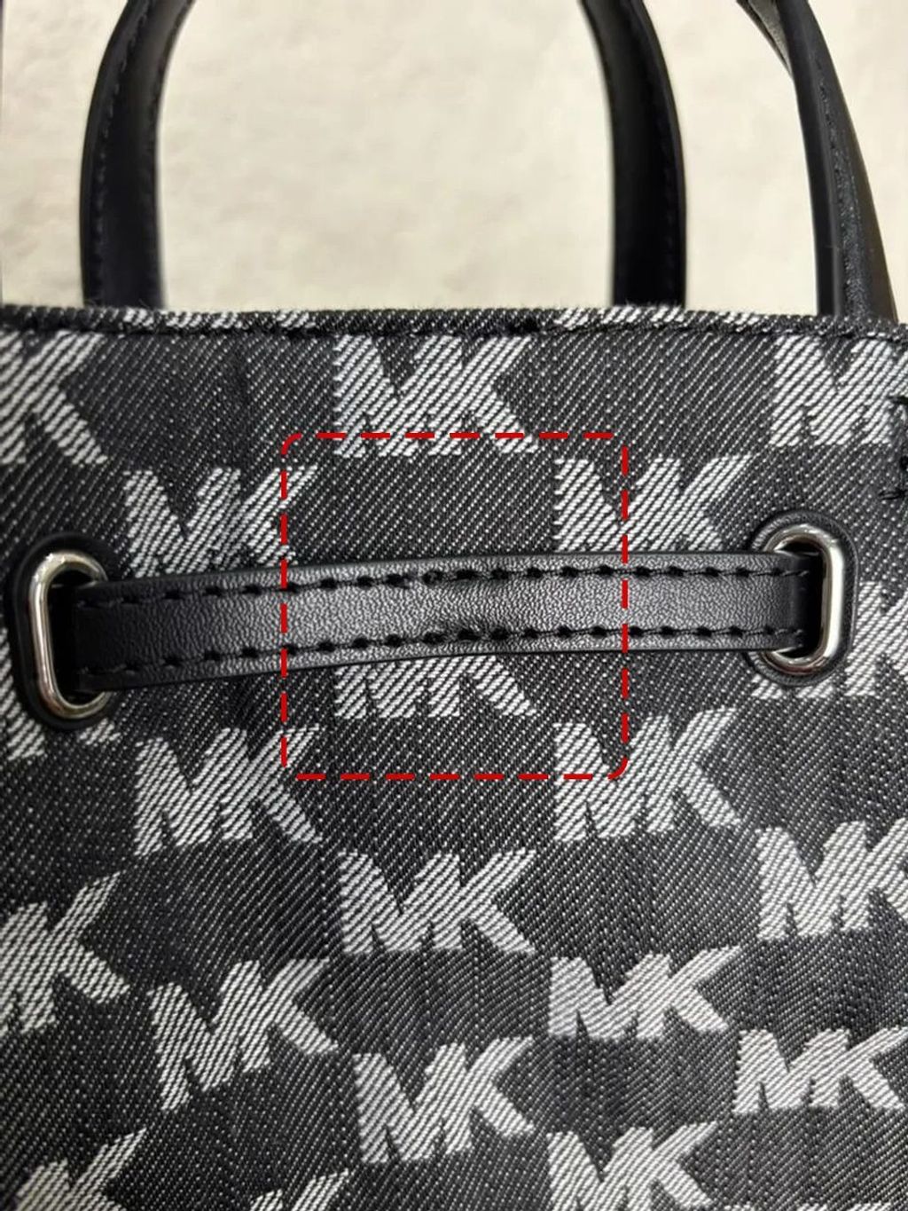 055a30d4-43d2-4e9e-b647-3114071e4a28