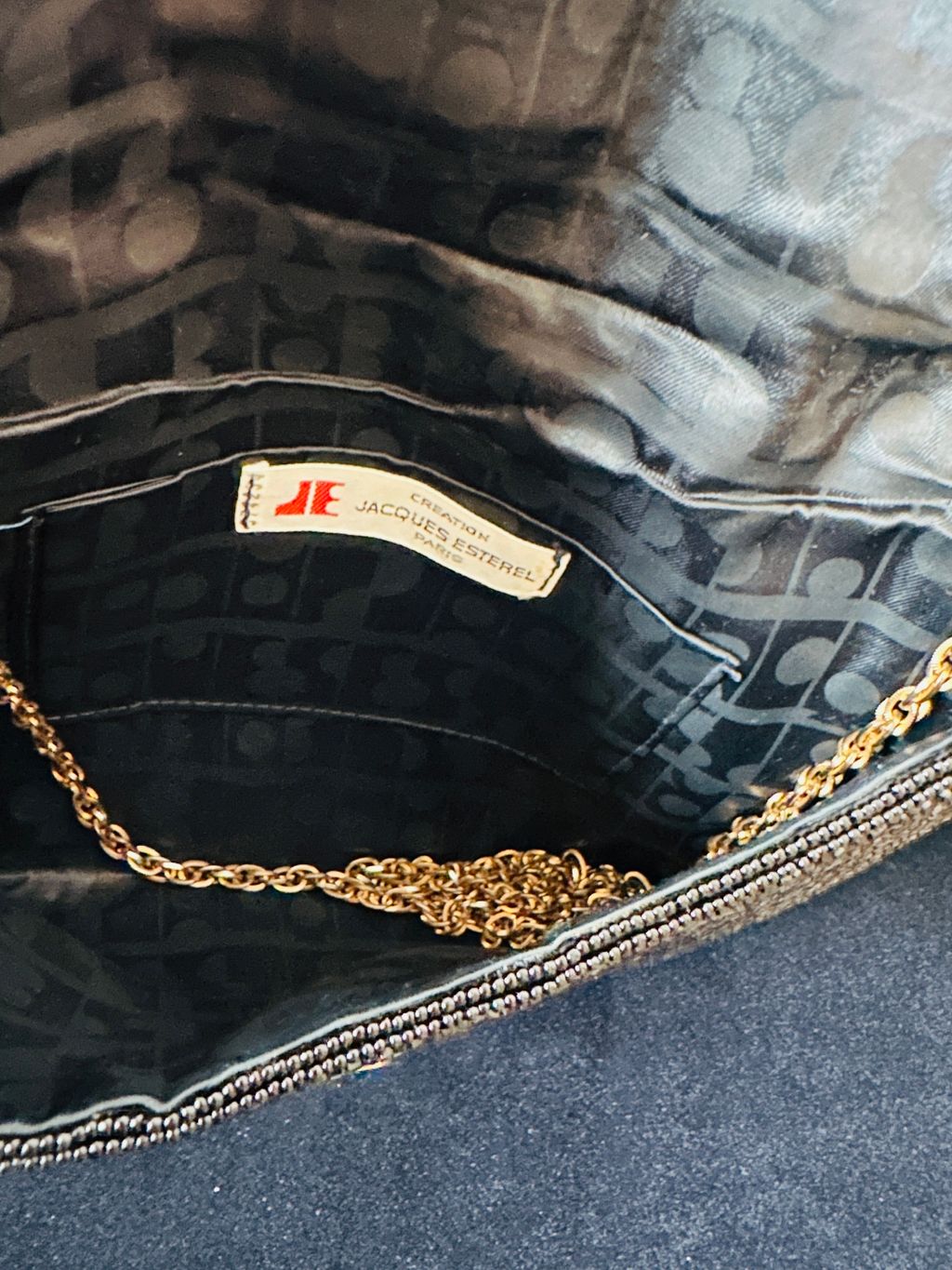bag235-4
