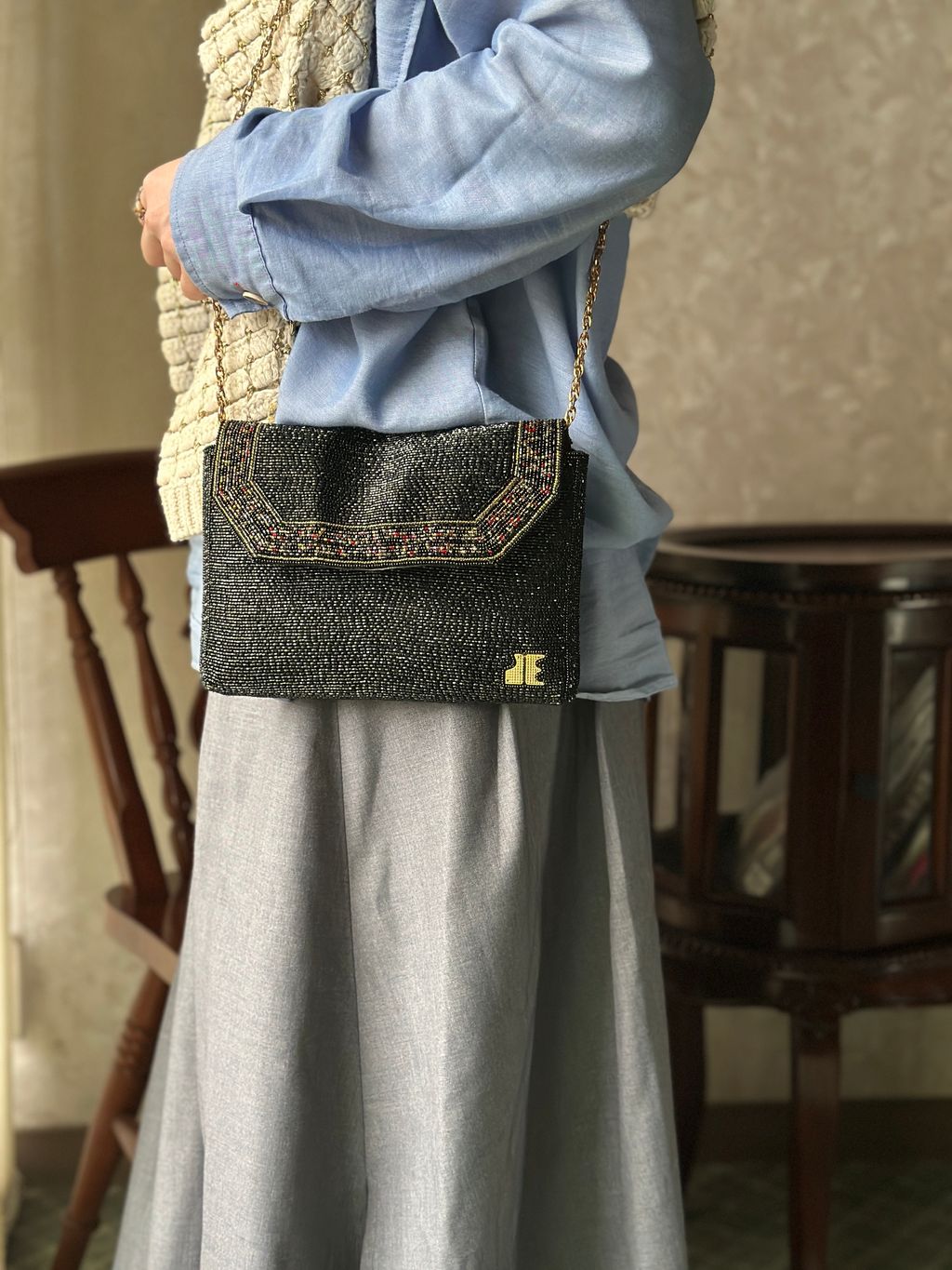 bag235-8