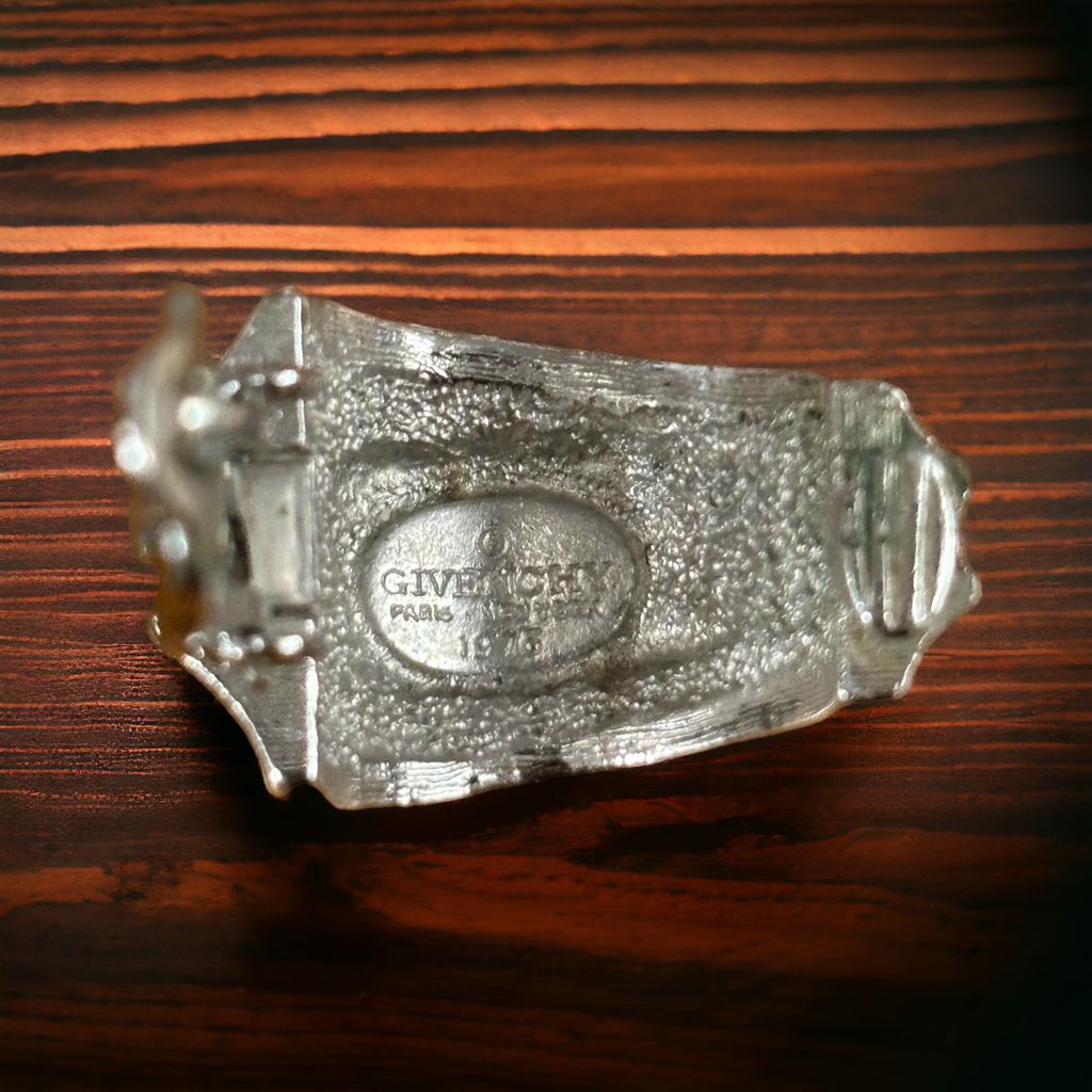 ae004-4
