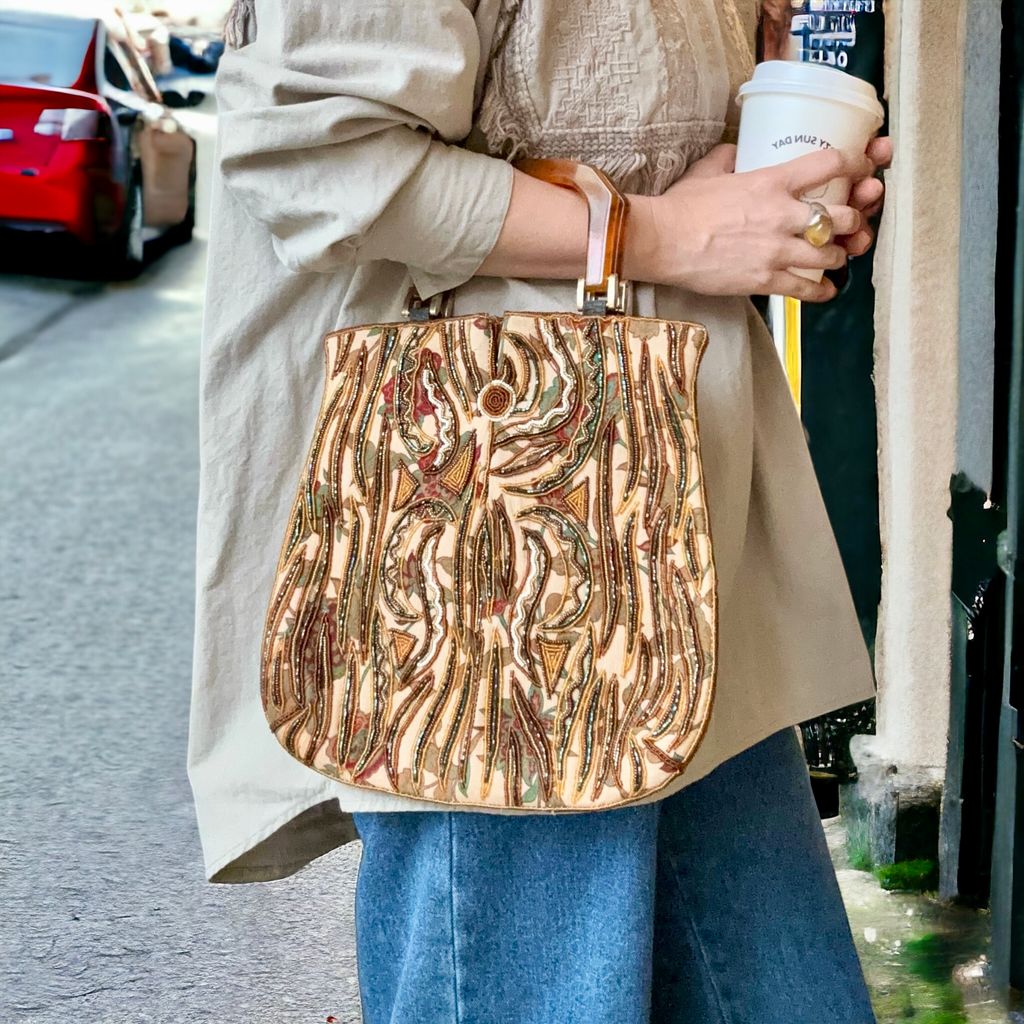 bag008-4