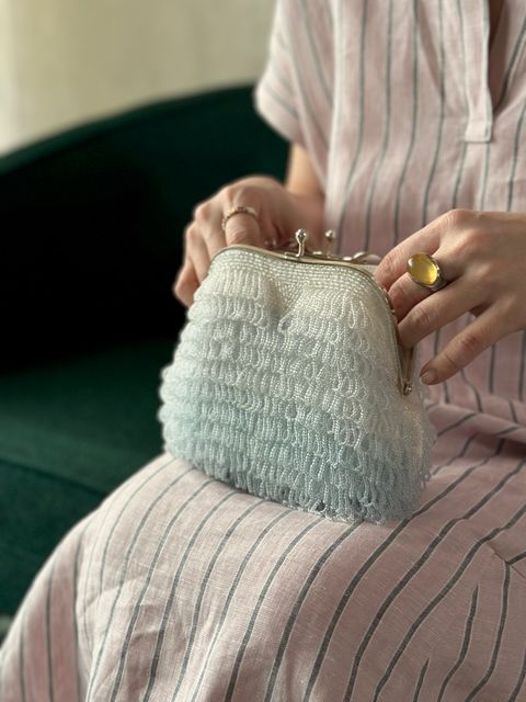 bag025-1