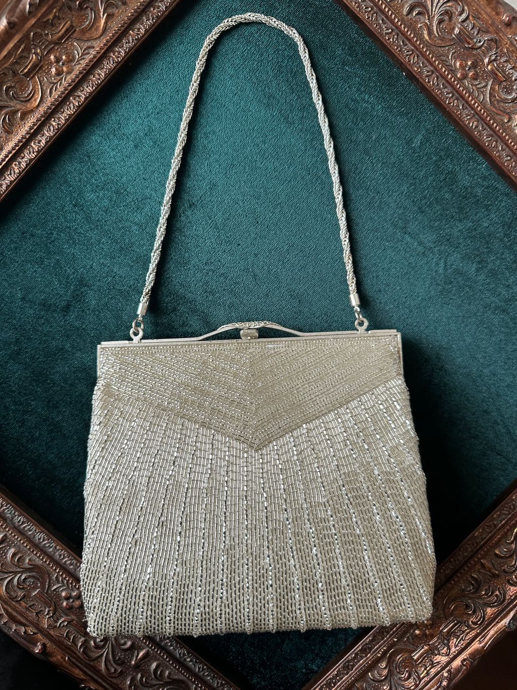 bag037-1