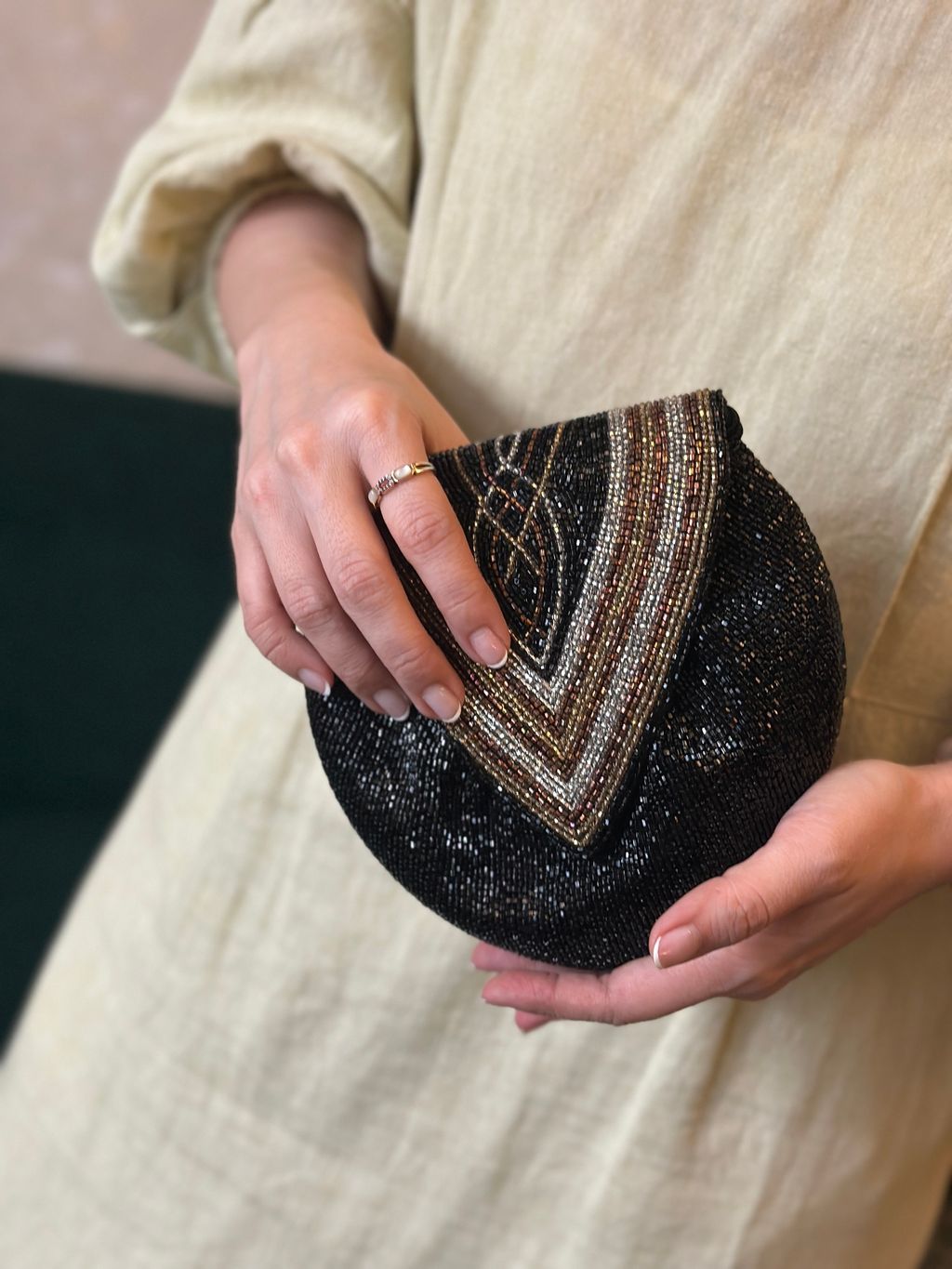 bag053-9