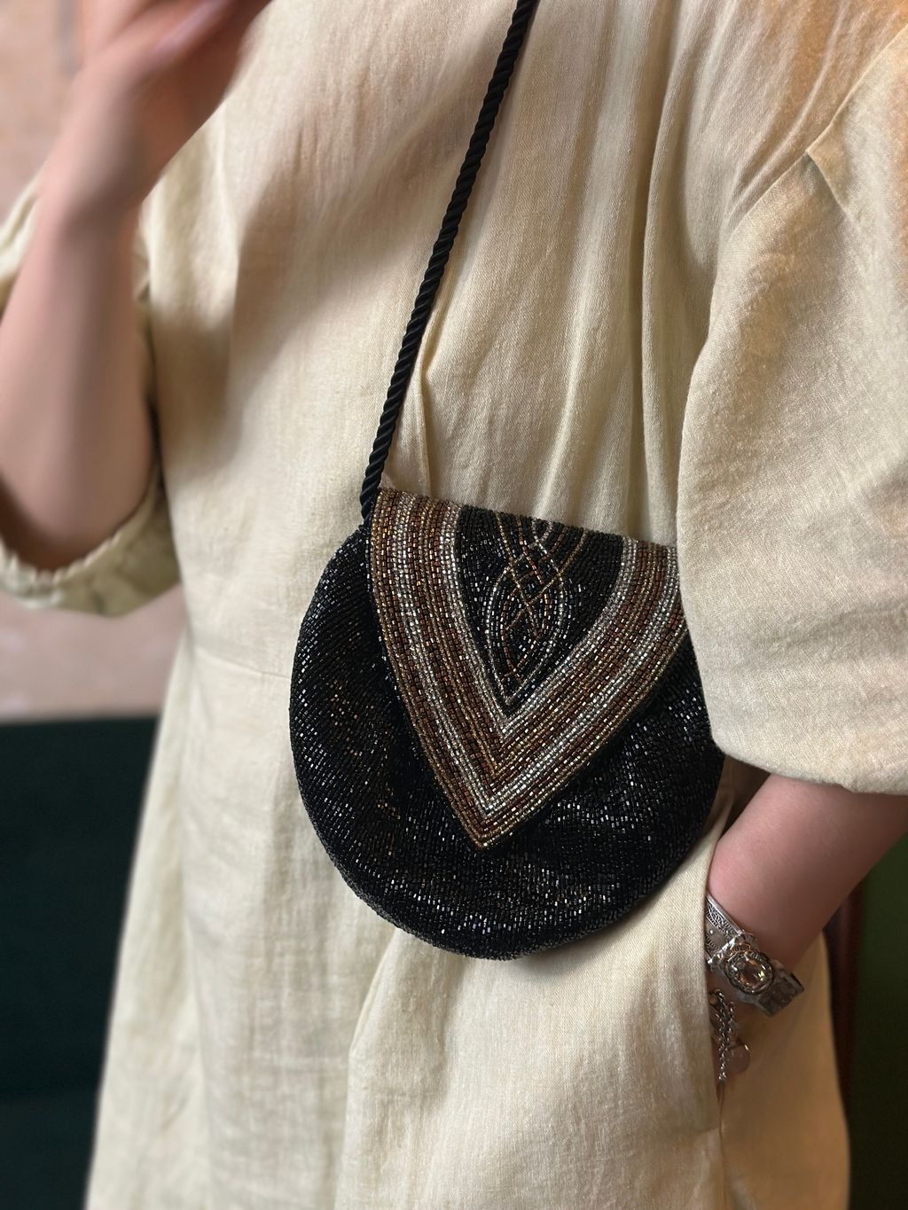 bag053-8