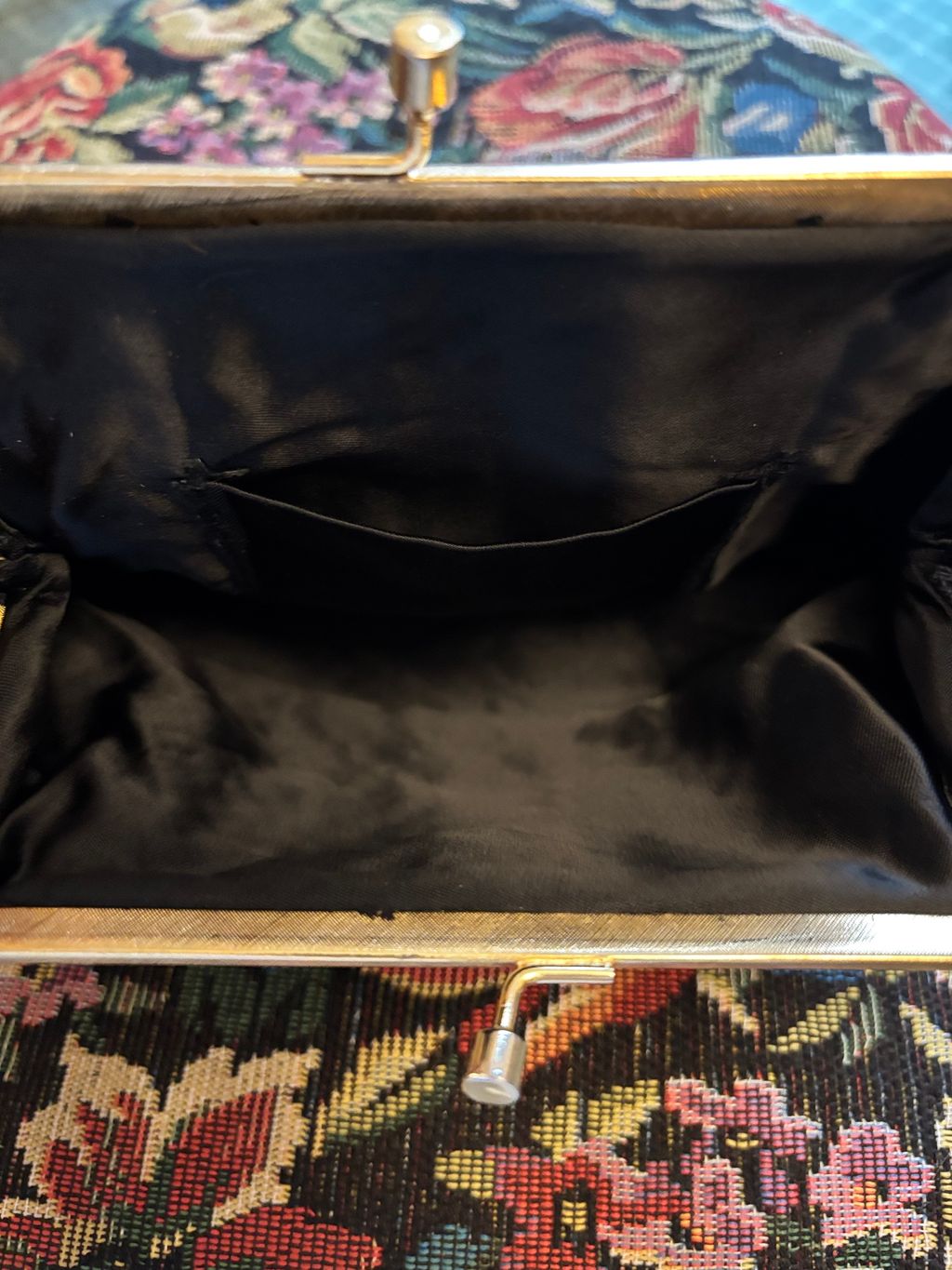 bag058-7