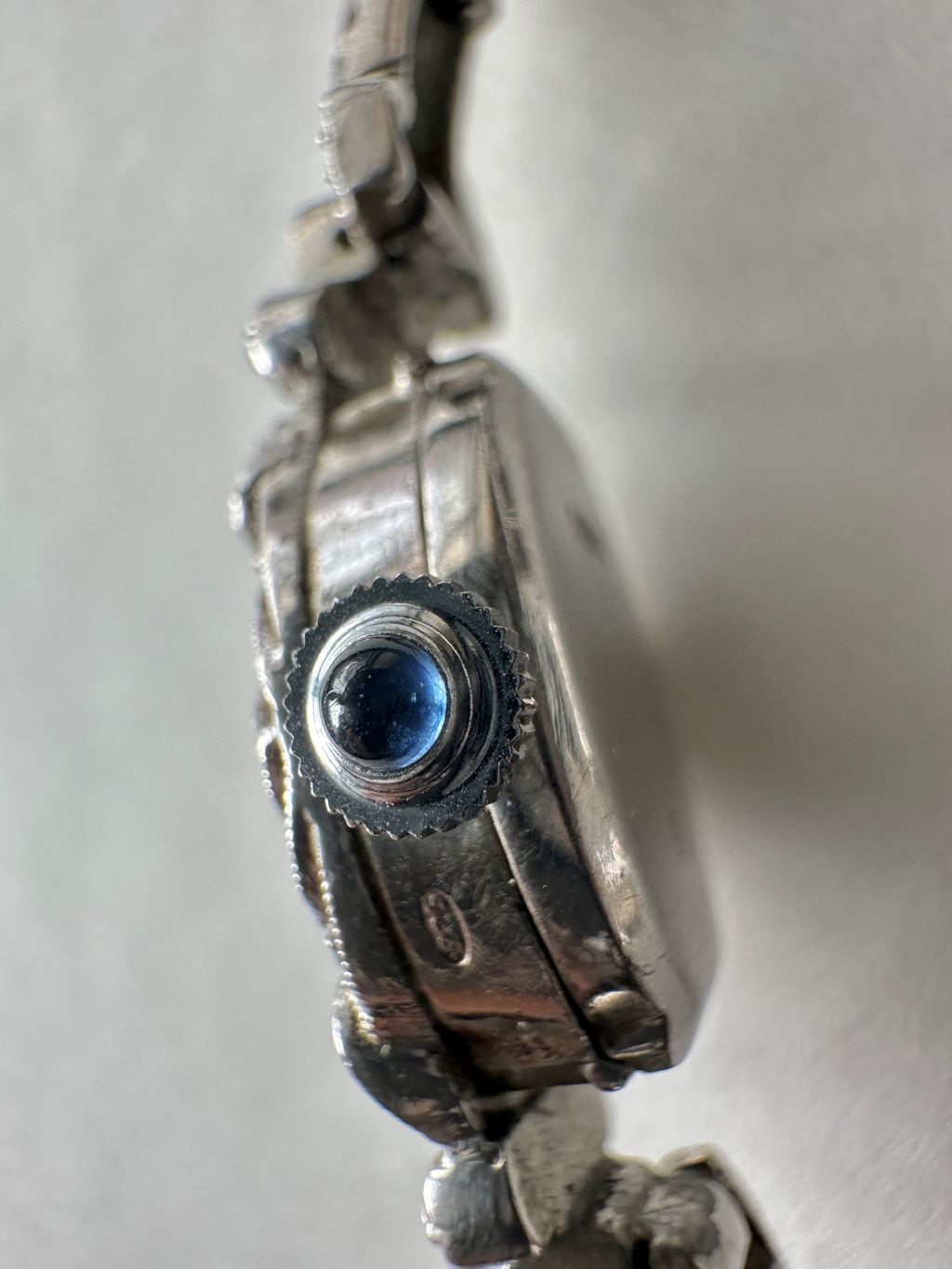 ab009-7