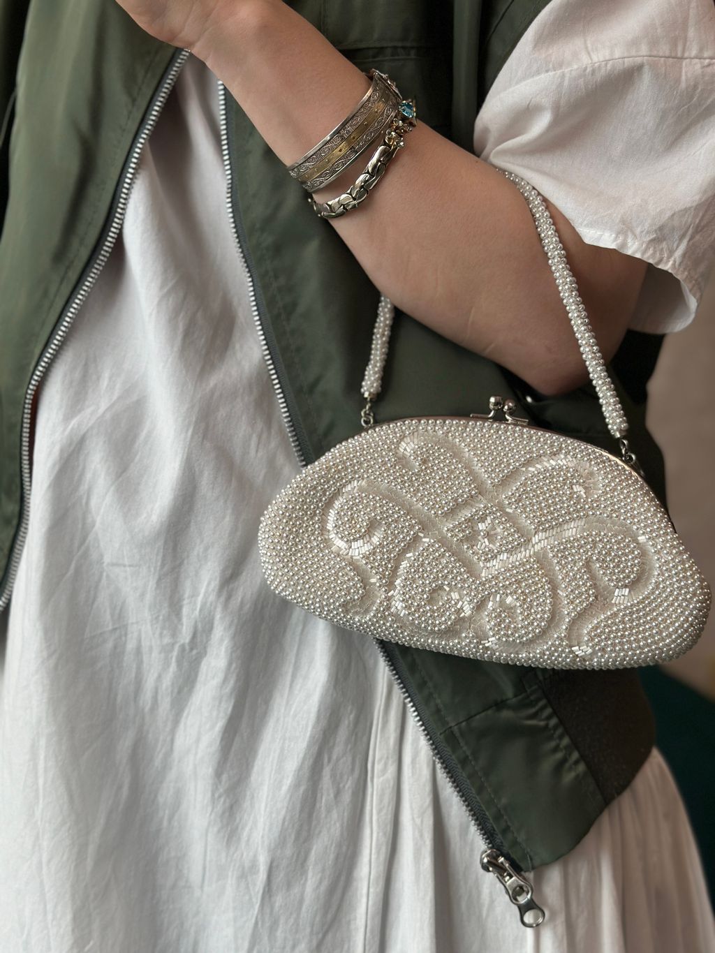 bag081-9