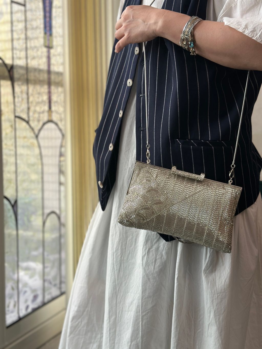 bag083-10
