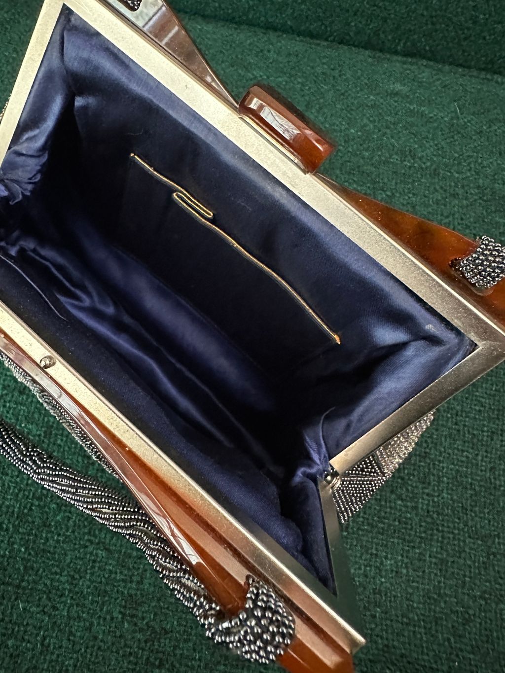 bag084-7
