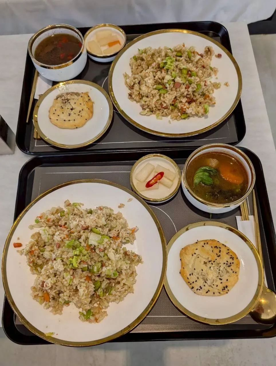 一張含有 食物, 盤子, 餐點, 菜餚 的圖片AI 產生的內容可能不正確。