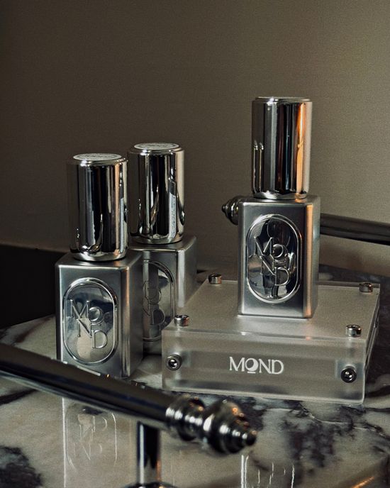 NEW ARRIVALS  | Mondofficial