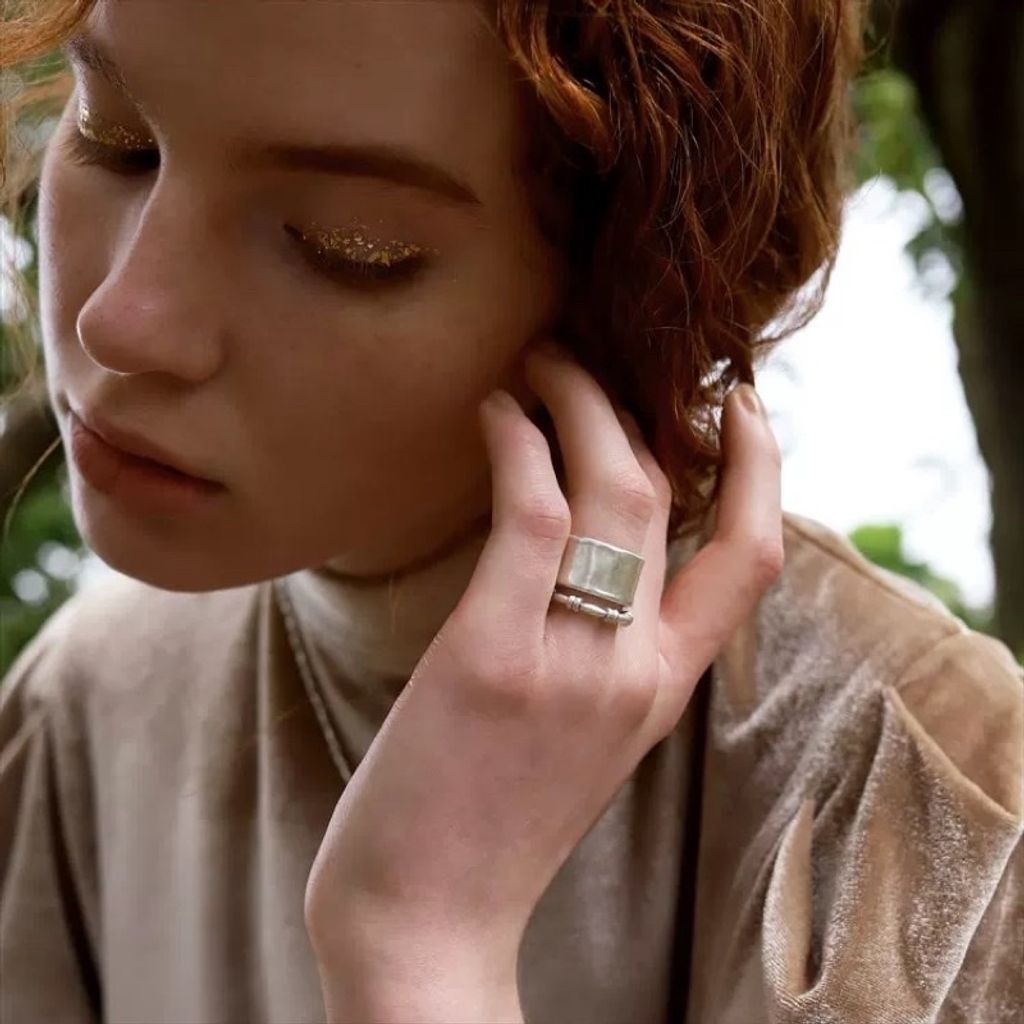 sg-11134201-22110-6re8fhv12jjv8b