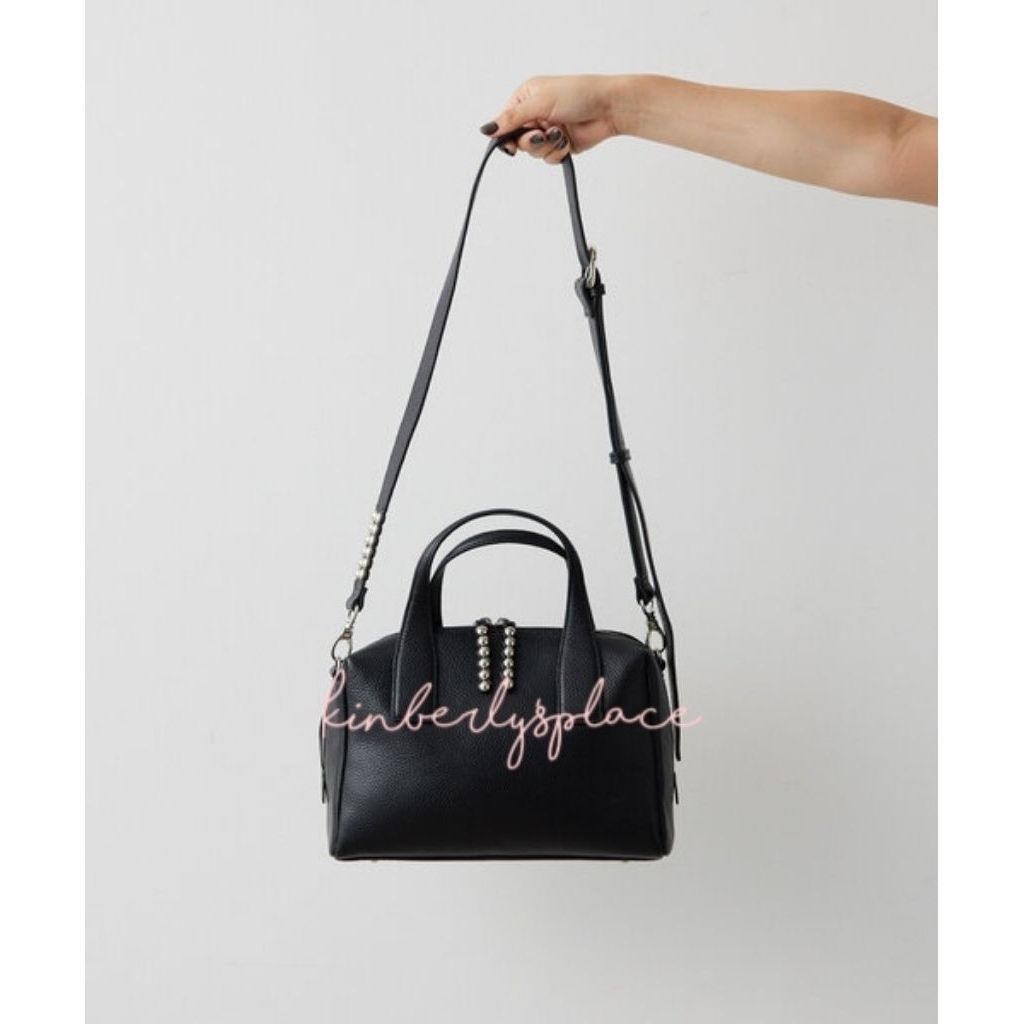 tw-11134207-820lg-mn302llzj9xg6e