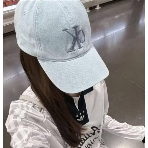 tw-11134207-820l8-mpn4b896k07653