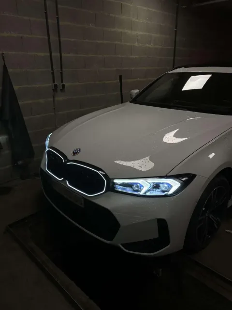 aero-carbon-bmw-3-series-g20-lci-gloss-black-led-grill-260726