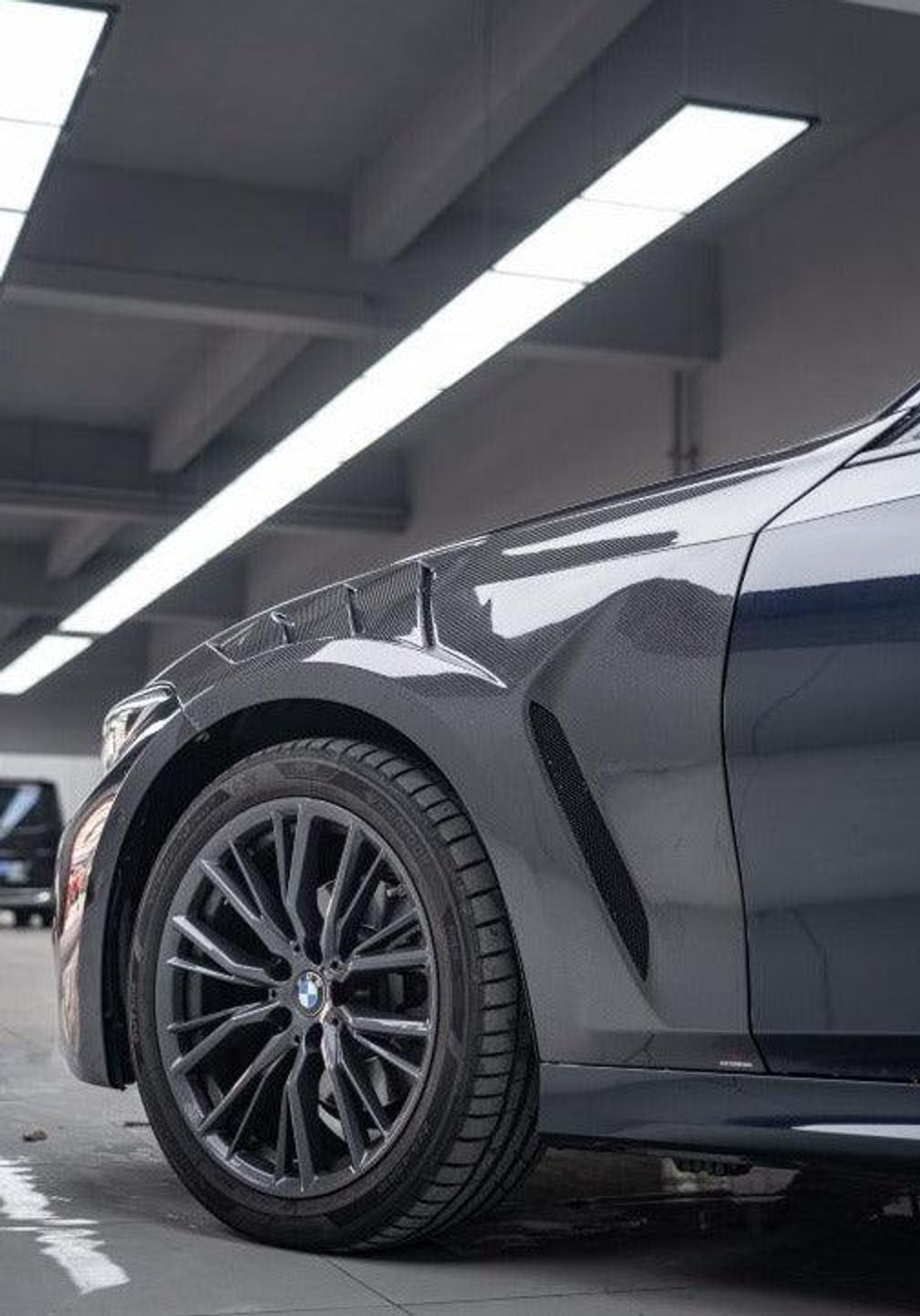 BMW3Series330iM340iG20G212019-ONwithAftermarketParts-AEStyleCarbonFiberFrontFendersfromArmorExtend_3_1024x