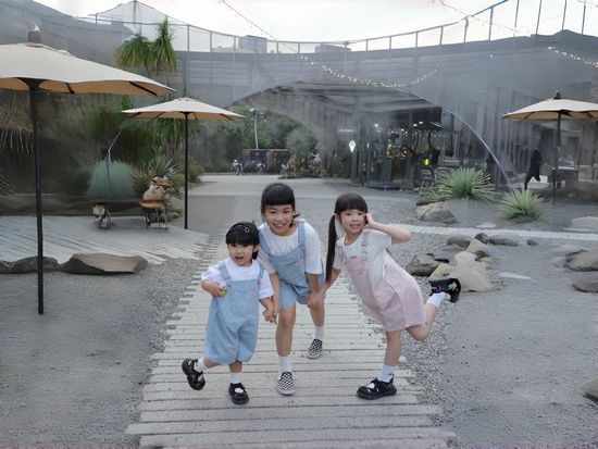  | MuMukids