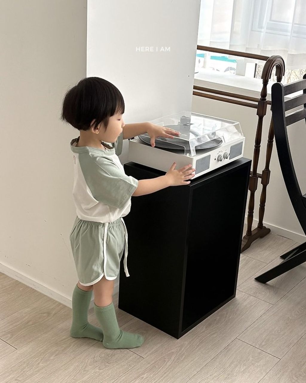 1775097673_1072122744